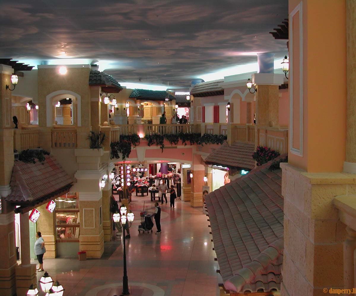 Arena Mall, Herzliya