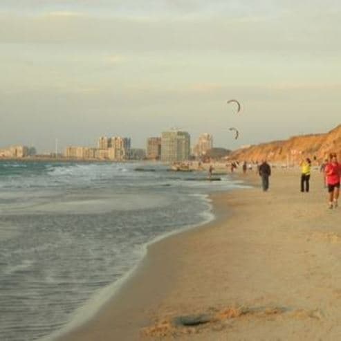 HaTsuk Beach, Tel Aviv
